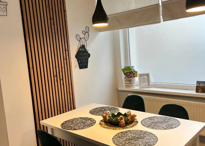 Apartament Cieplicka 20 *